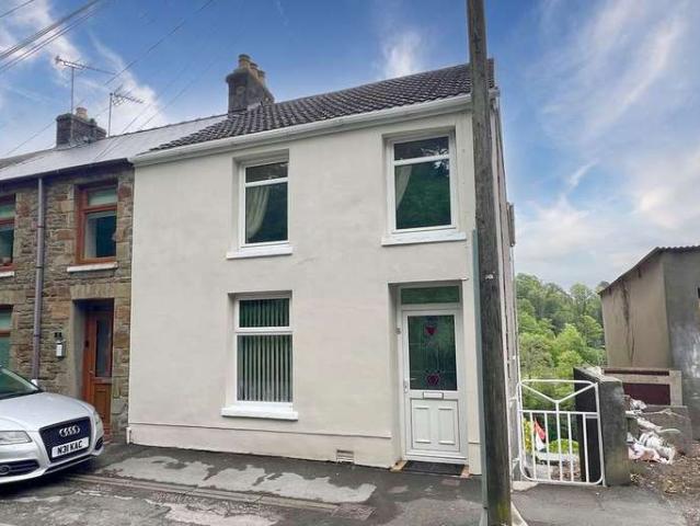House for sale in Coytrahen, Wales