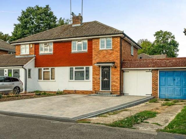 House for sale in Woodley, Wokingham