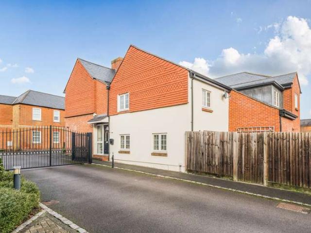 House for sale in Westfield, Woking