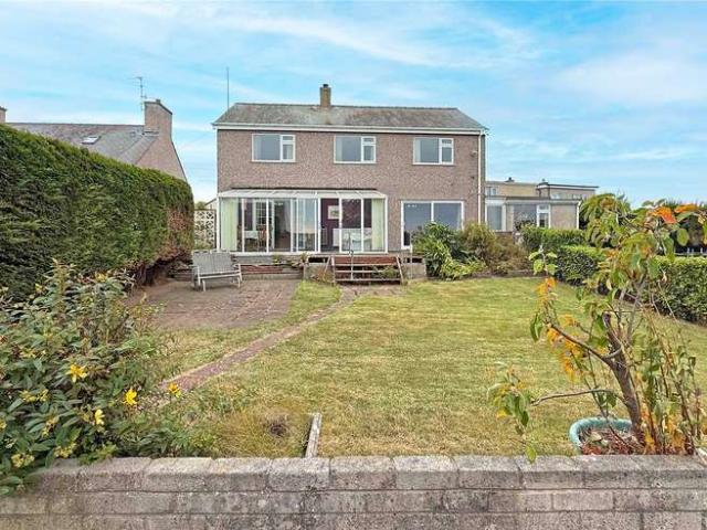 House for sale in Porth Amlwch, Amlwch