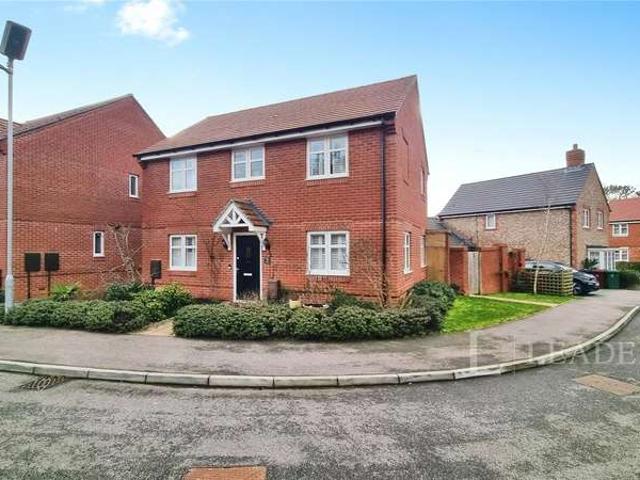 House for sale in Chichester, Littlecote