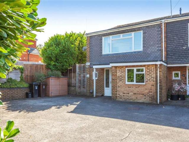 House for sale in Sheeplands Farm, Wargrave