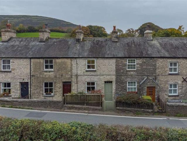 House for sale in Lupton
