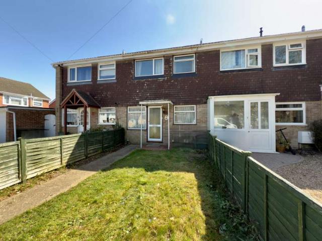 House for sale in Yateley, Moulsham Green