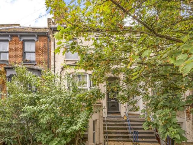 House for sale in Clapton, Upper Clapton