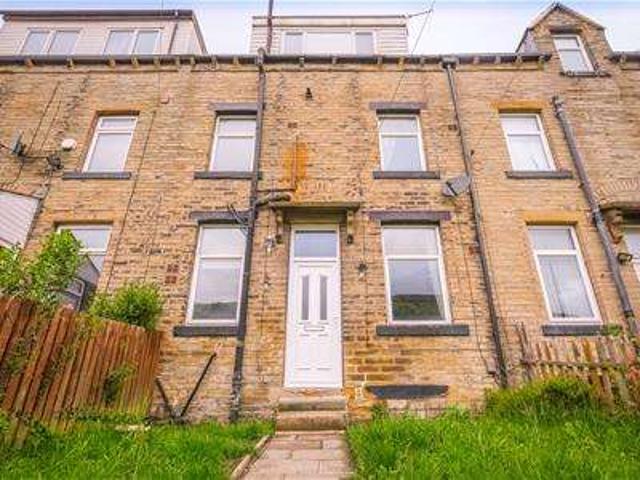 House for sale in Fountainhead, West Yorkshire