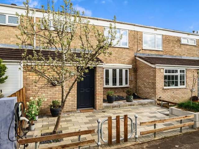 House for sale in Lower Green Esher, Blackhills