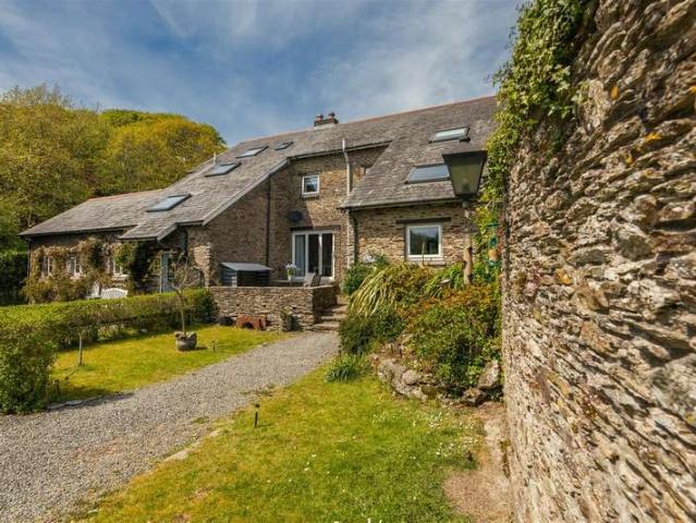House for sale in Strode, Devon