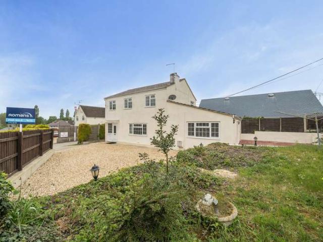 House for sale in Lydiard Millicent, Wiltshire