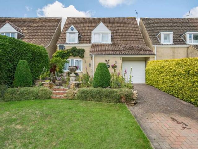 House for sale in Fossebridge, Gloucestershire