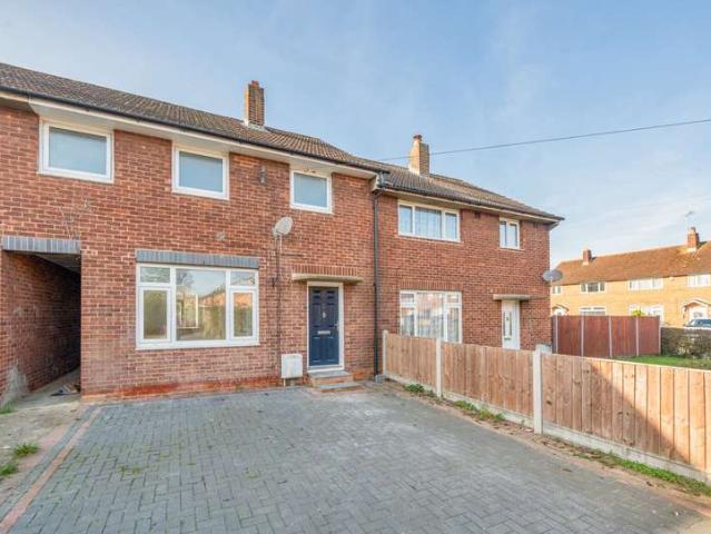 House for sale in Witcombe, Pamington