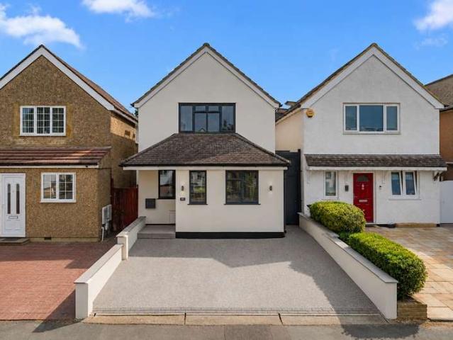 House for sale in Row Town, Surrey