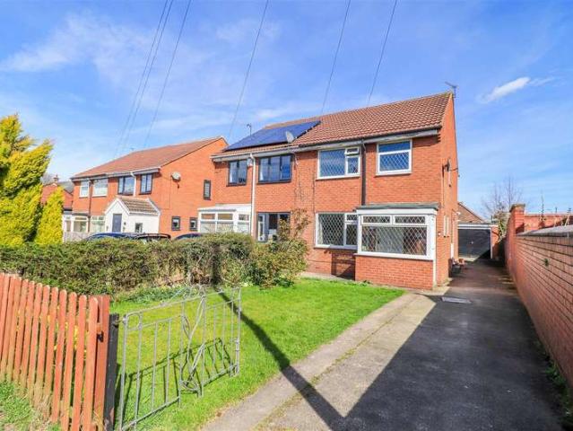 House for sale in Wintersett, Wakefield
