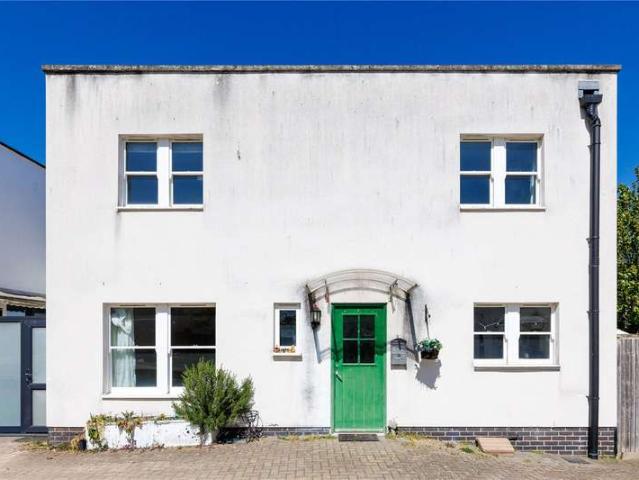 House for sale in London Borough of Hounslow, Greater London