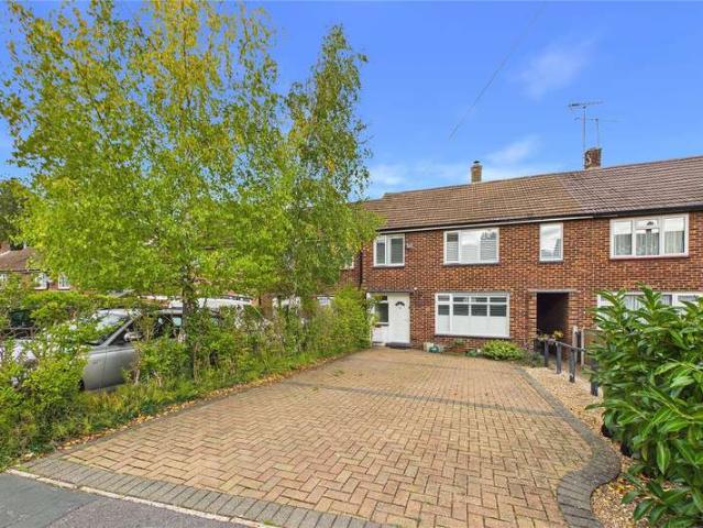 House for sale in Lightwater, Surrey Heath