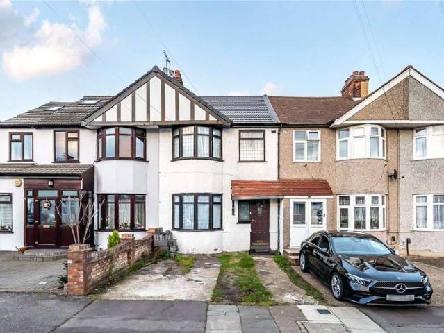 House for sale in Clayhall, Greater London
