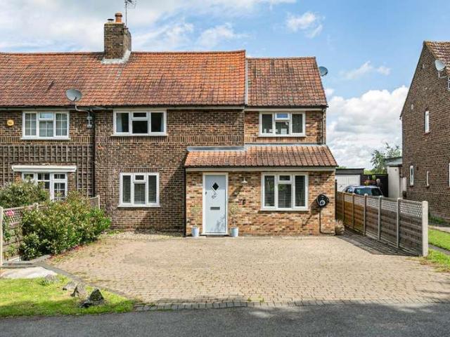 House for sale in Standon, Colliers End