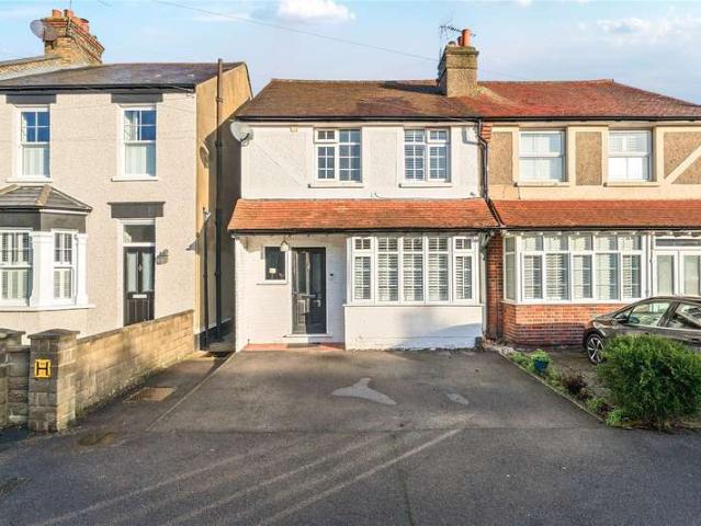 House for sale in Tolworth, Greater London