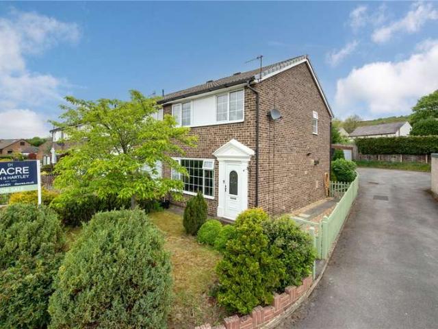 House for sale in Priestthorpe, Crossflatts