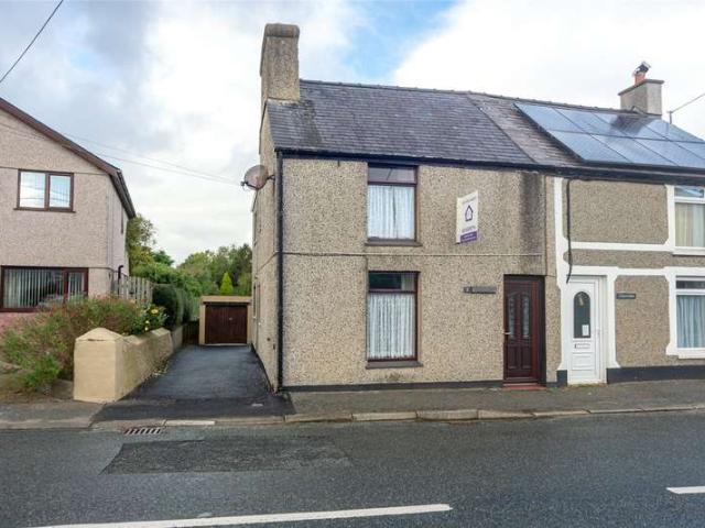 House for sale in Penysarn, Wales