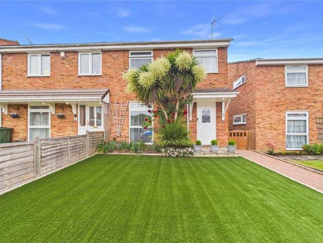 House for sale in Holybrook, West Berkshire