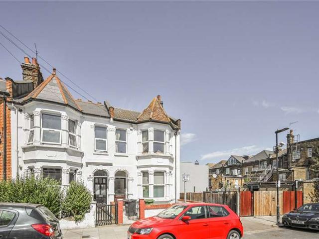 House for sale in Harringay, Greater London