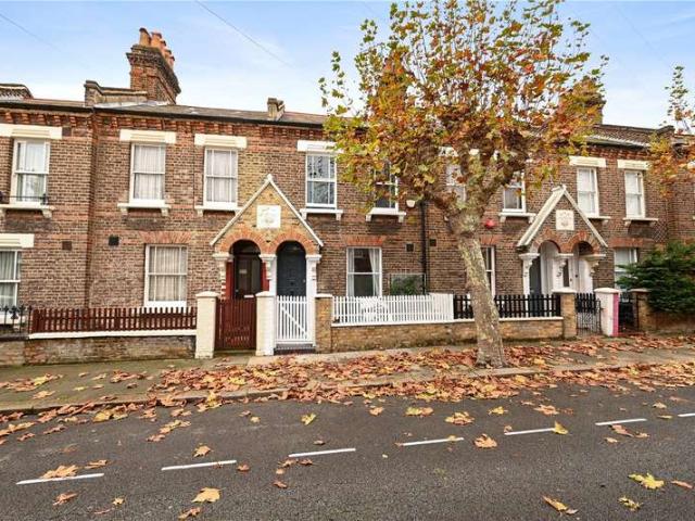 House for sale in Kensal Town, Greater London
