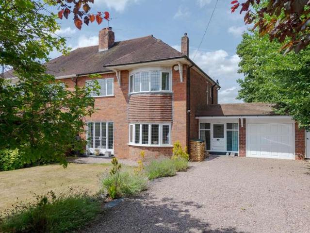 House for sale in Bromsgrove, Worcestershire