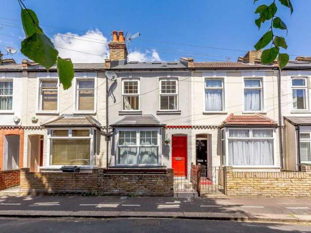 House for sale in Strawberry Hill, Greater London