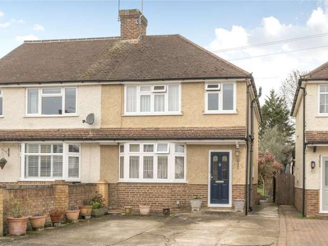 House for sale in Row Town, Surrey