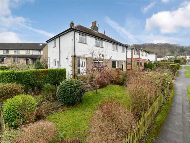 House for sale in Cottingley, West Yorkshire