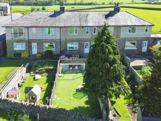 House for sale in Cononley