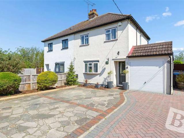 House for sale in Ongar, Epping
