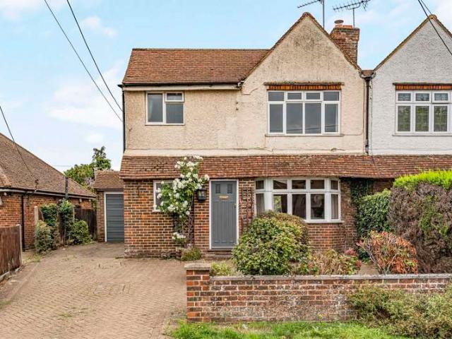 House for sale in Ash, Guildford