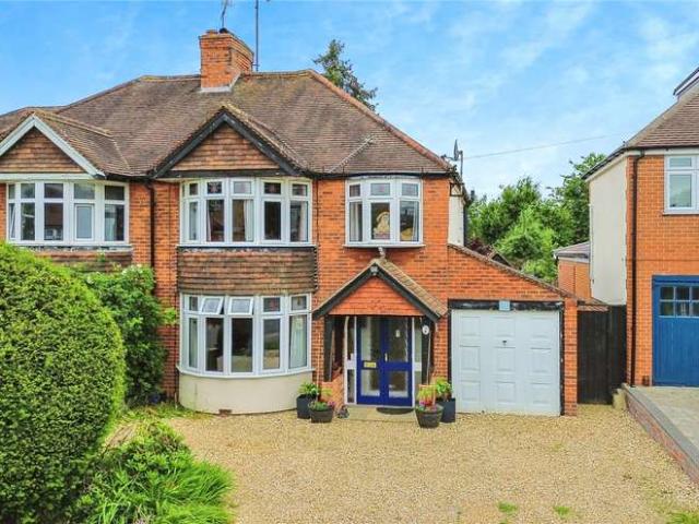 House for sale in Reading