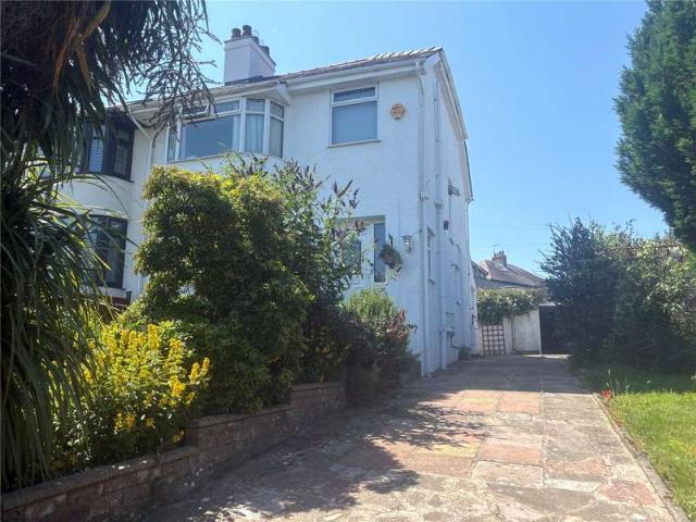 House for sale in Bangor, Wales