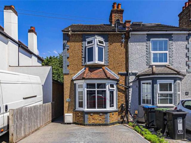 House for sale in Pouchen End, Hertfordshire