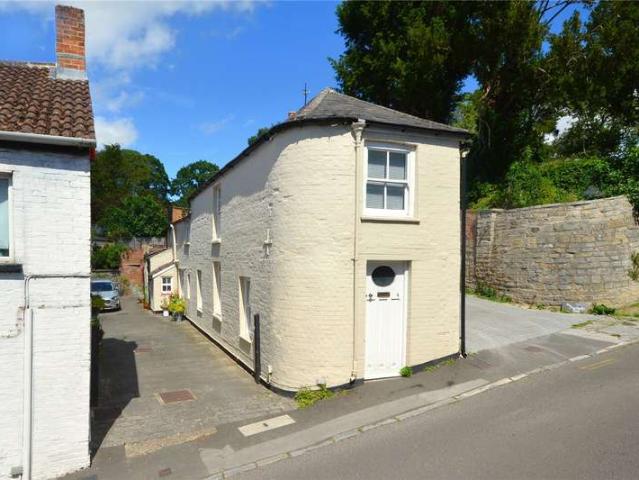 House for sale in Langport, Somerset