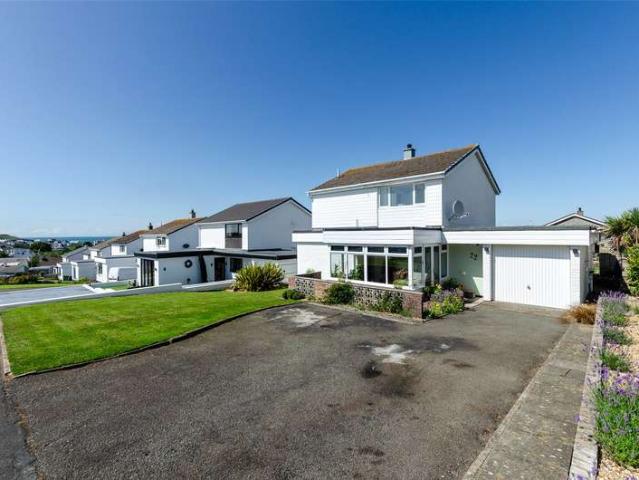 House for sale in Penrhyn, Cemaes