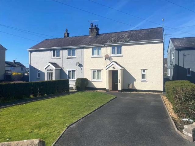 House for sale in Llanfair Pwllgwyngyll, Wales