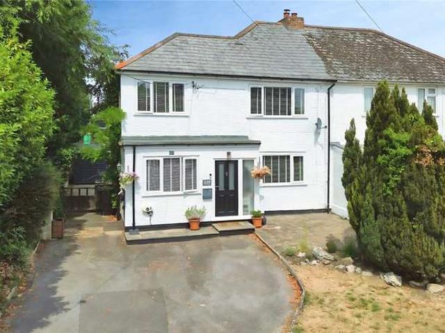 House for sale in Thatcham, West Berkshire