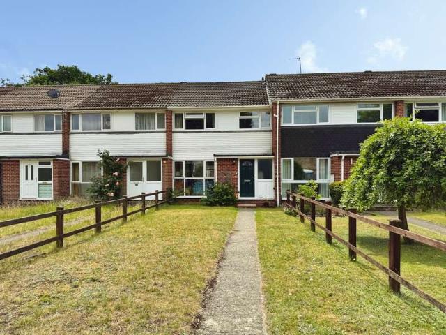 House for sale in Woodley