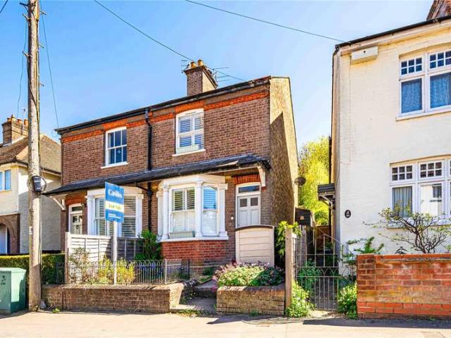 House for sale in Felden, Pouchen End