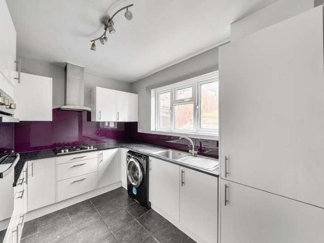 House for sale in Watford Rural, Batchworth