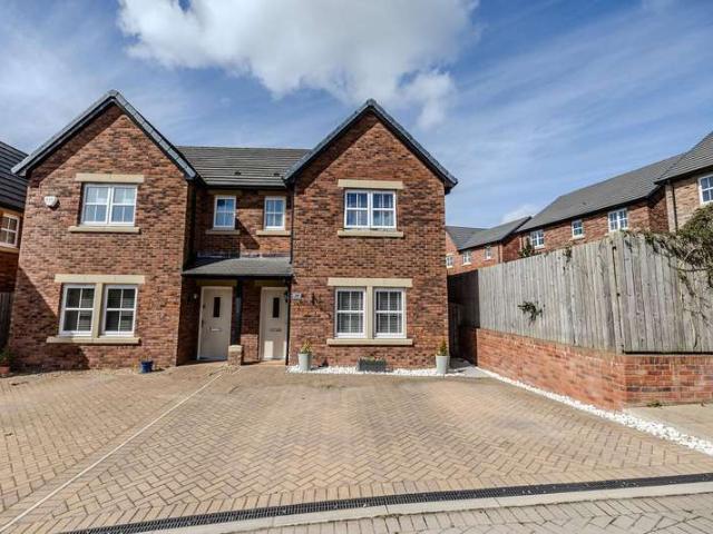 House for sale in Throckley, Newcastle Upon Tyne