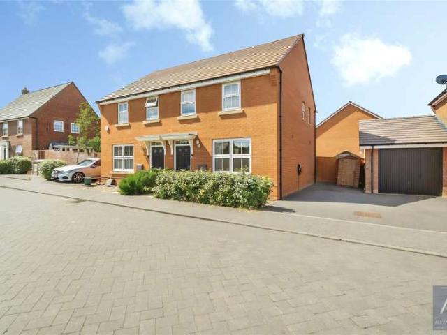 House for sale in Buckingham, Buckinghamshire