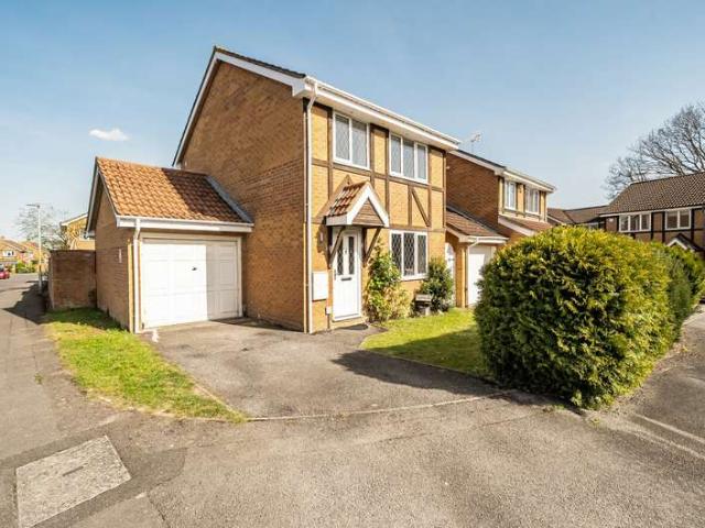 House for sale in Binfield
