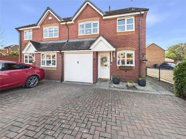 House for sale in Dodderhill, Crookhill