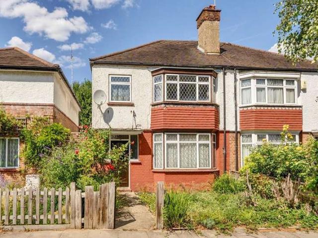 House for sale in Hornsey, Greater London