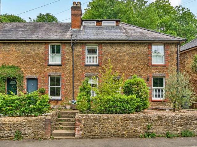House for sale in Busbridge, Fole